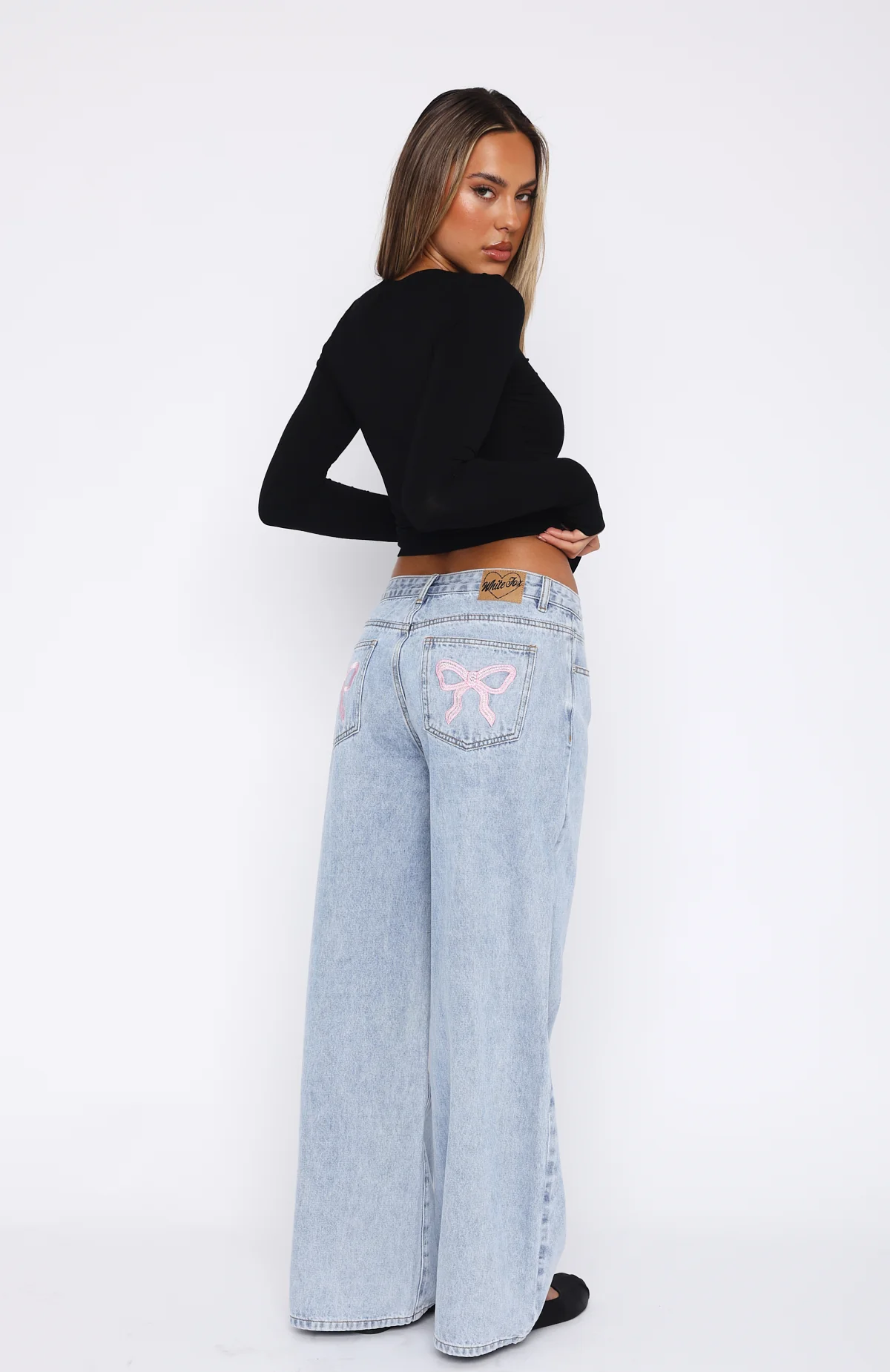 About A Girl Mid Rise Wide Leg Jeans Mid Blue - Image 8