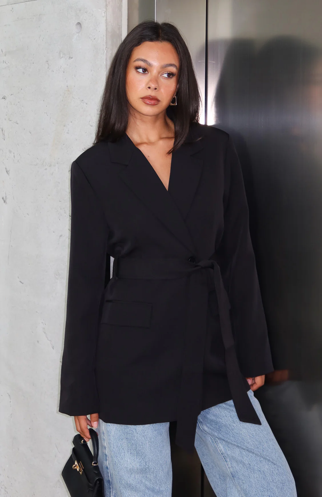 How They Shine Jacket Black