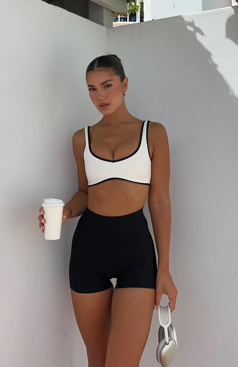 I'll Prove It Sports Crop Cream/Black - Image 7