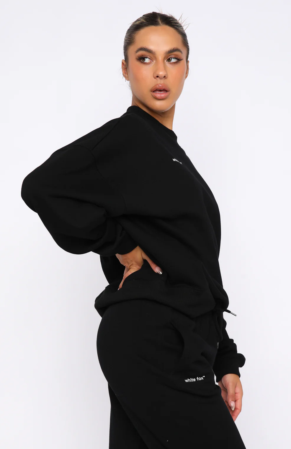 Own The Moment Sweater Black - Image 3